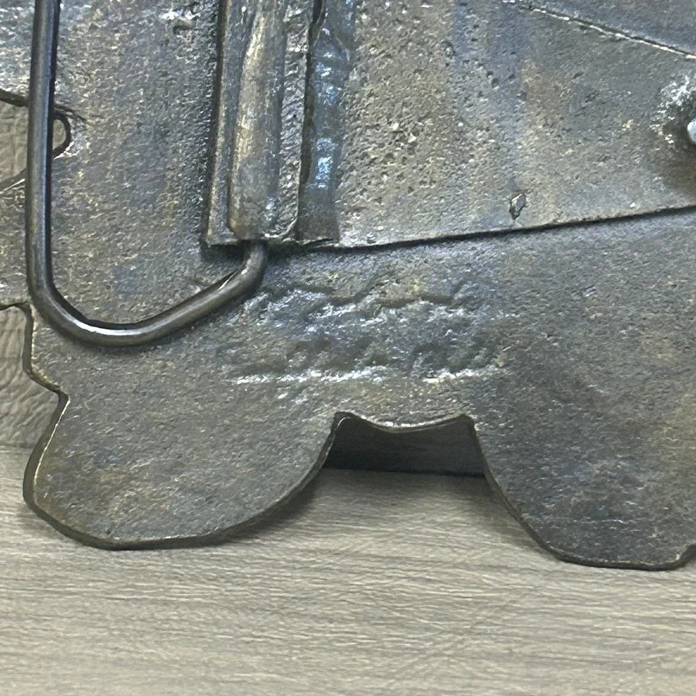 N/A belt buckle